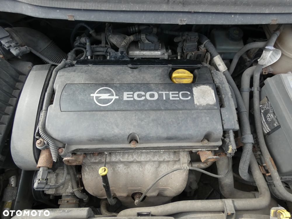 Z18XER Kompletny silnik z osprzętem 1.8 16V OPEL ZAFIRA B 2005-2015 - 1