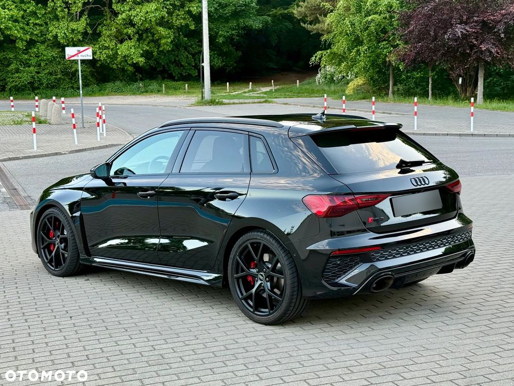 Audi RS3 Sportback - 1
