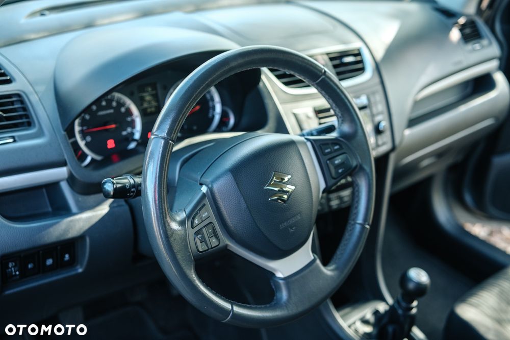 Suzuki Swift 1.2 Premium - 8