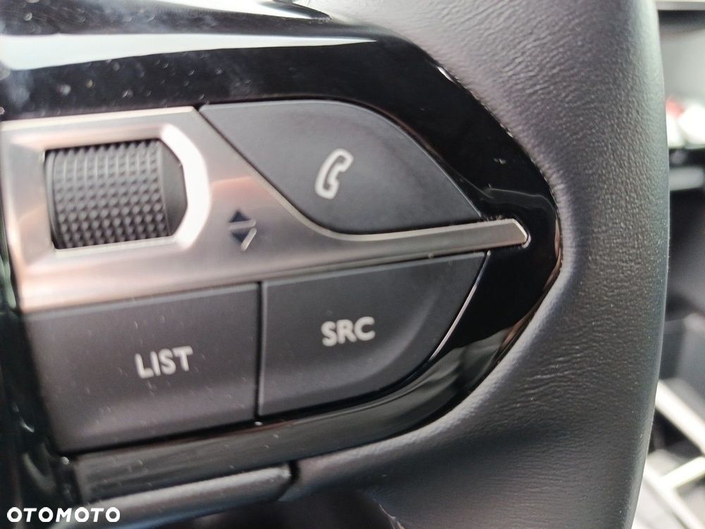 Peugeot 3008 1.2 PureTech Allure Pack S&S EAT8 - 16