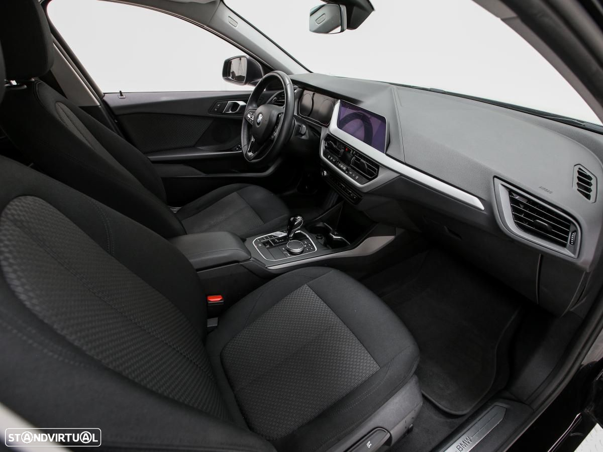 BMW 116 d Auto - 11