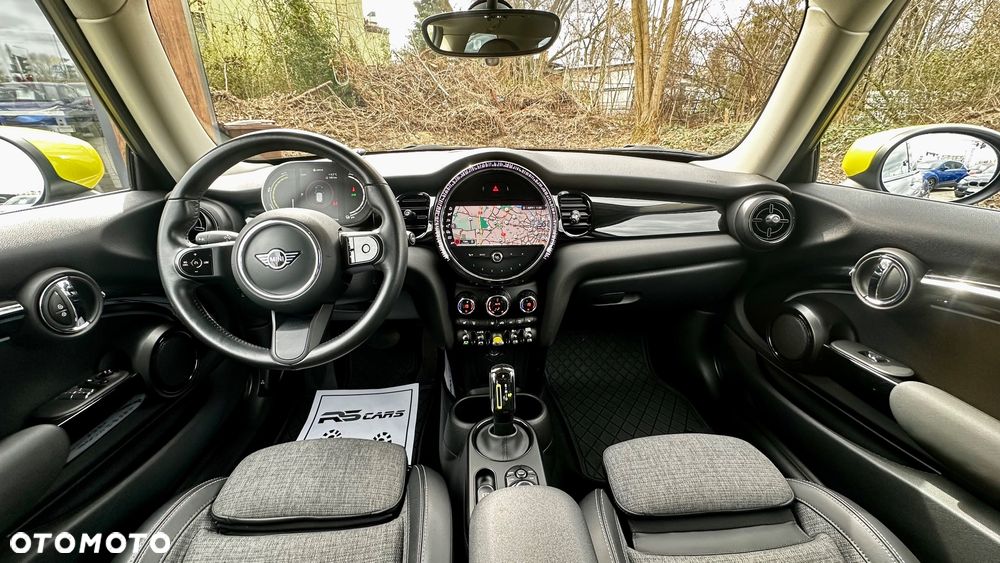 MINI Cooper SE Resolute Edition - 15