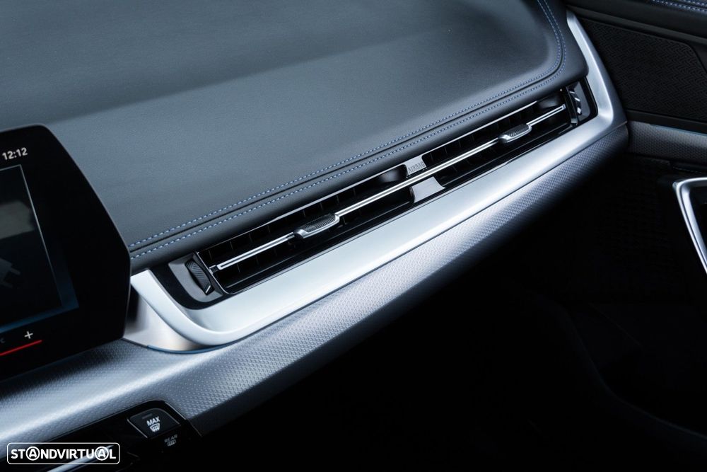 BMW iX1 xDrive30 Pack Desportivo M - 53