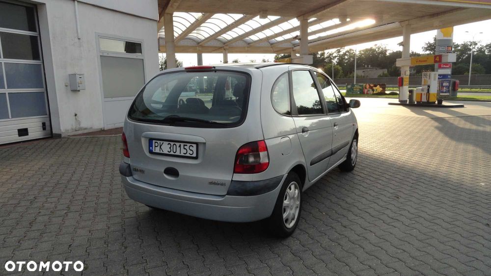 Renault Scenic - 3