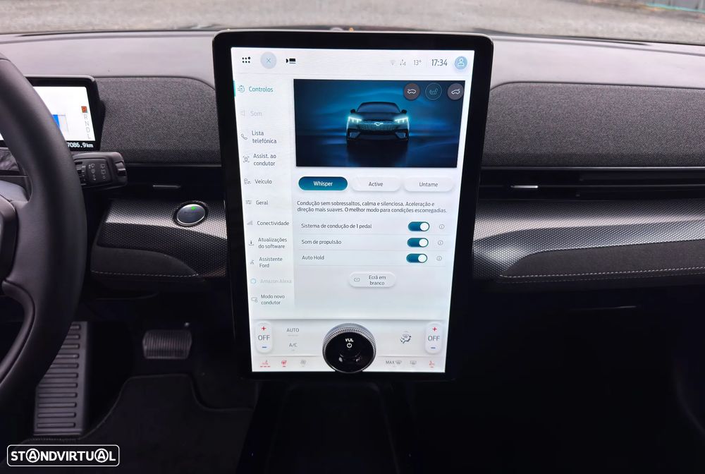 Ford Mustang Mach-E AWD GT - 28