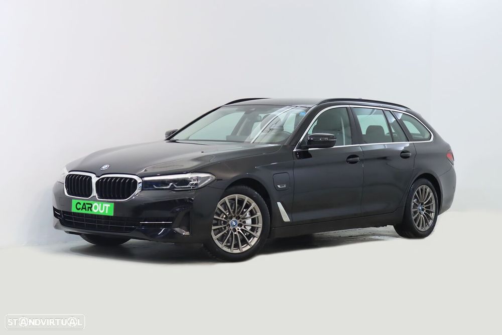 BMW 530 e Line Luxury - 1