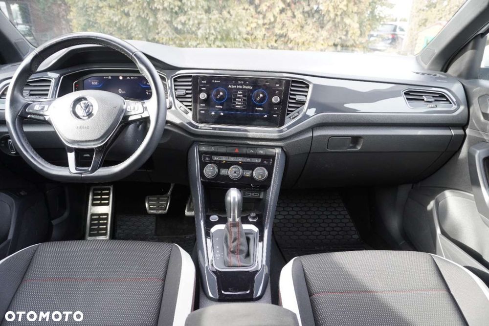 Volkswagen T-Roc - 13