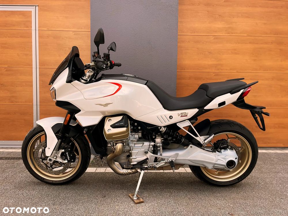 Moto Guzzi V100 Mandello - 5