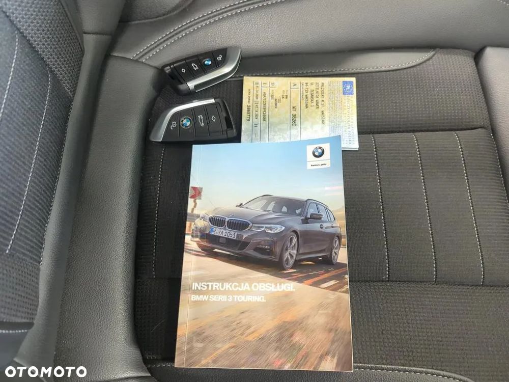 BMW Seria 3 318i Sport Line - 11