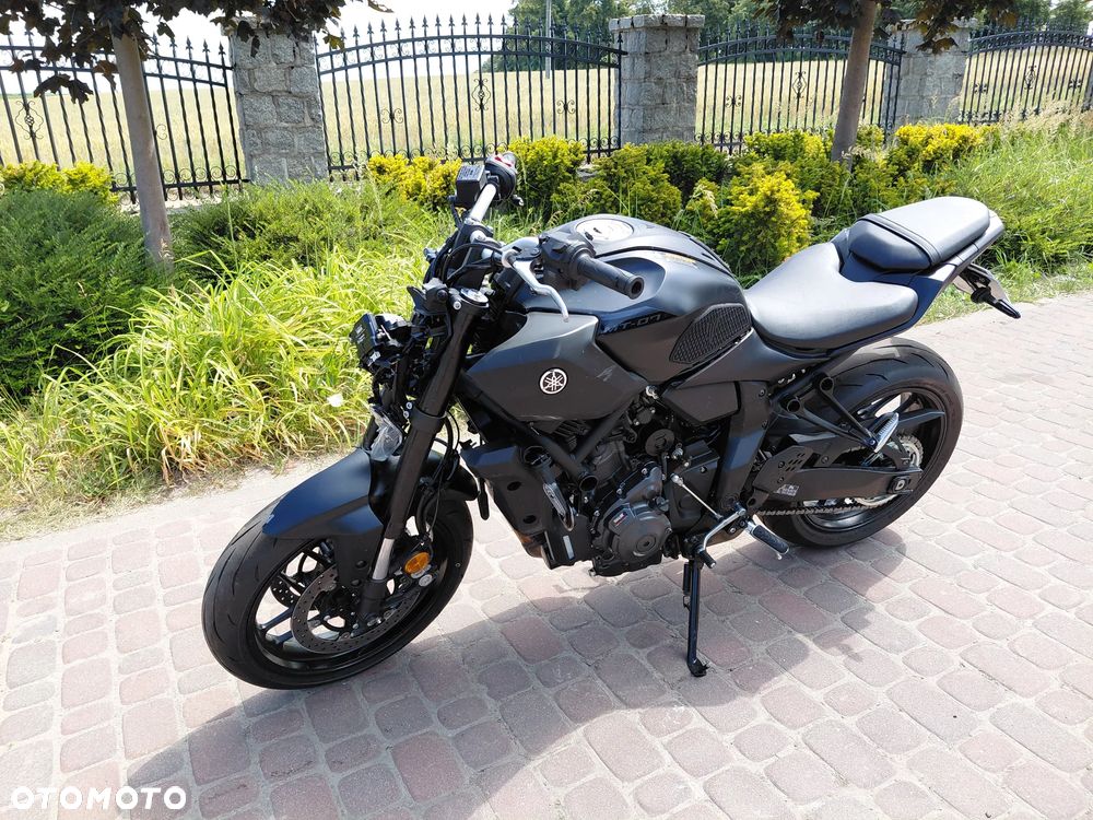 Yamaha MT - 2