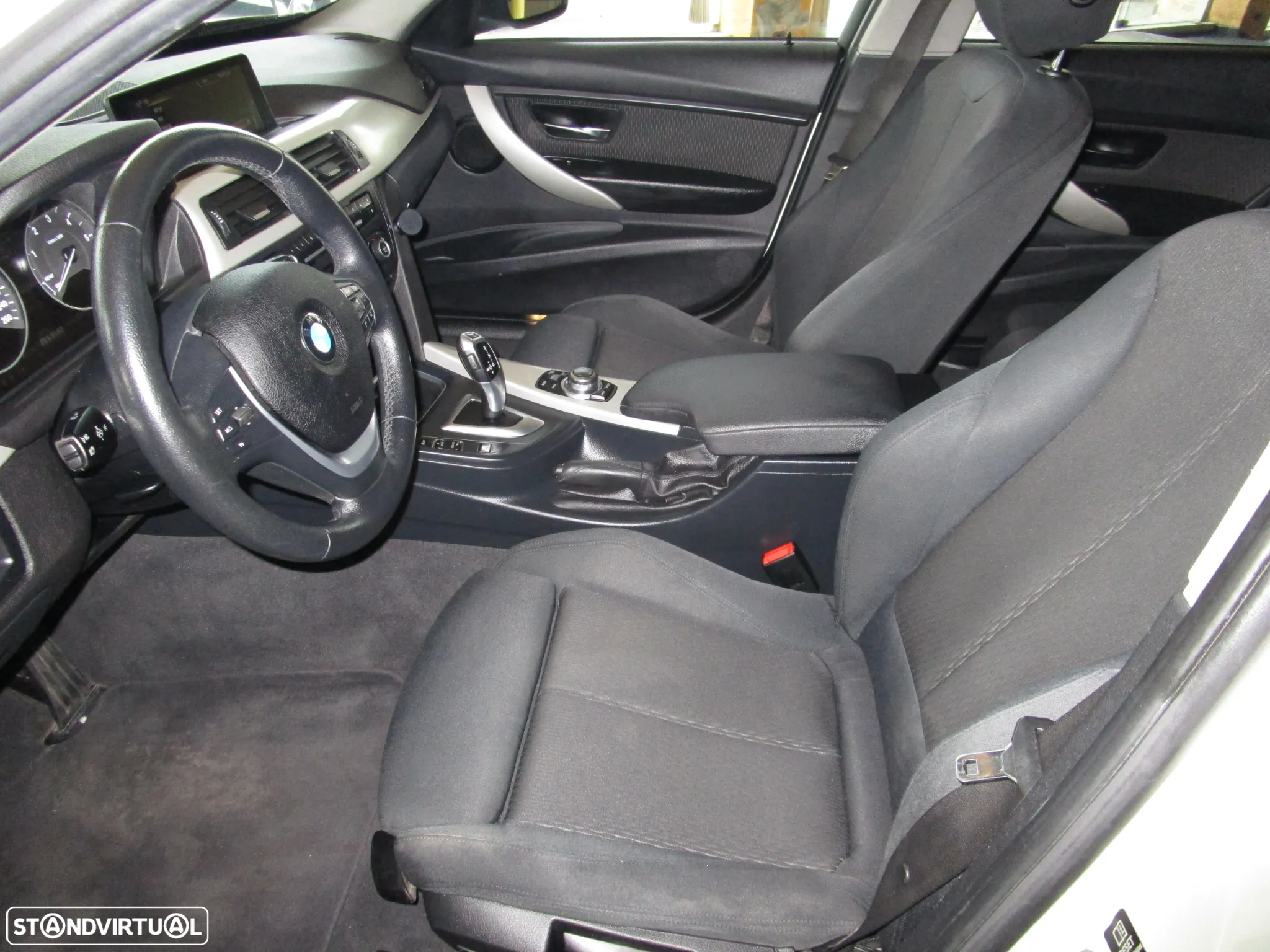 BMW 320 d Touring Aut. Sport Line - 15