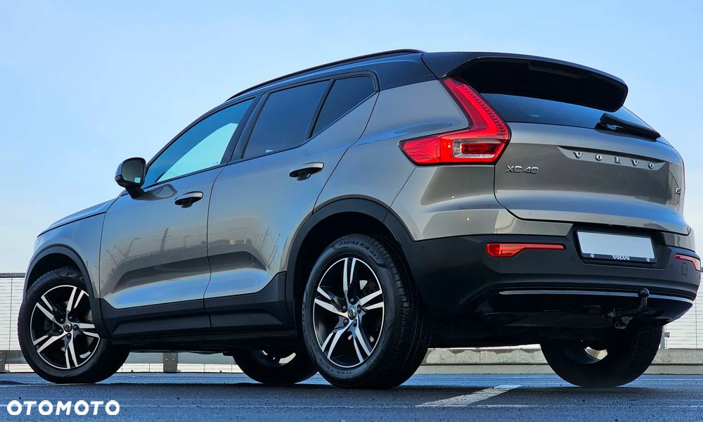 Volvo XC 40 B4 B R-Design - 4