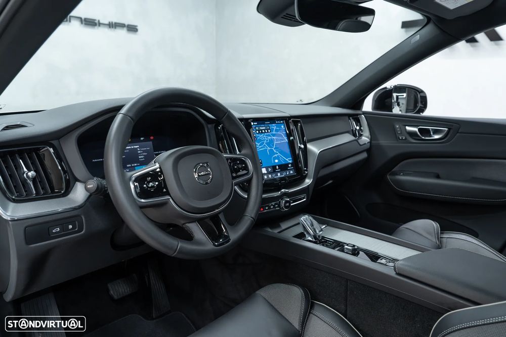 Volvo XC 60 T8 AWD Recharge Core - 20