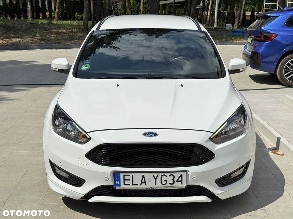 Ford Focus 1.0 EcoBoost Start-Stopp-System ST-LINE - 4