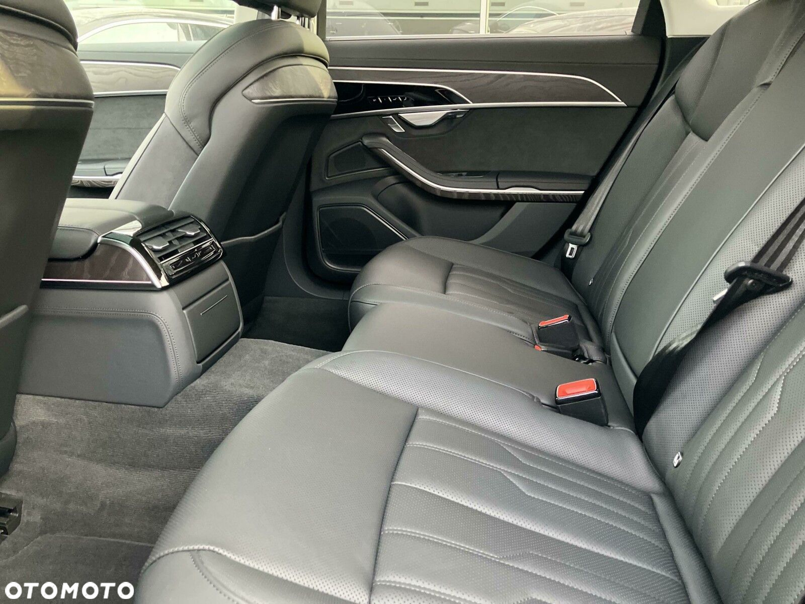 Audi A8 - 13