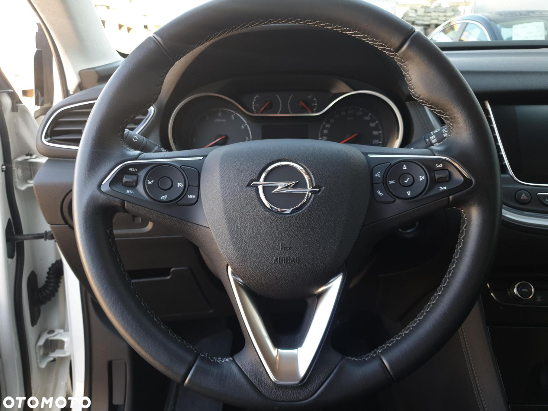 Opel Grandland X 1.6 T Elite S&S - 12