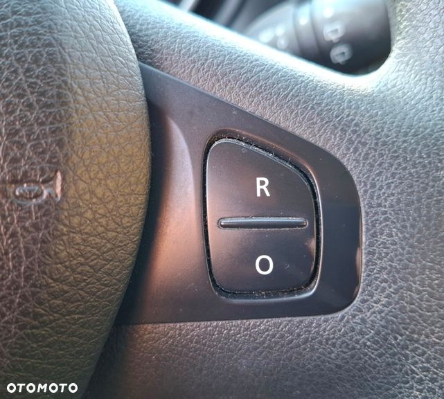 Renault TRAFIC III - 17