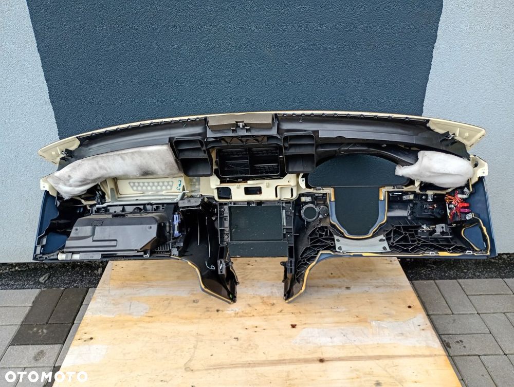 konsola deska rozdzielcza schowek pasażera dekor panel nawiewu mercedes w211 e-klassa - 11