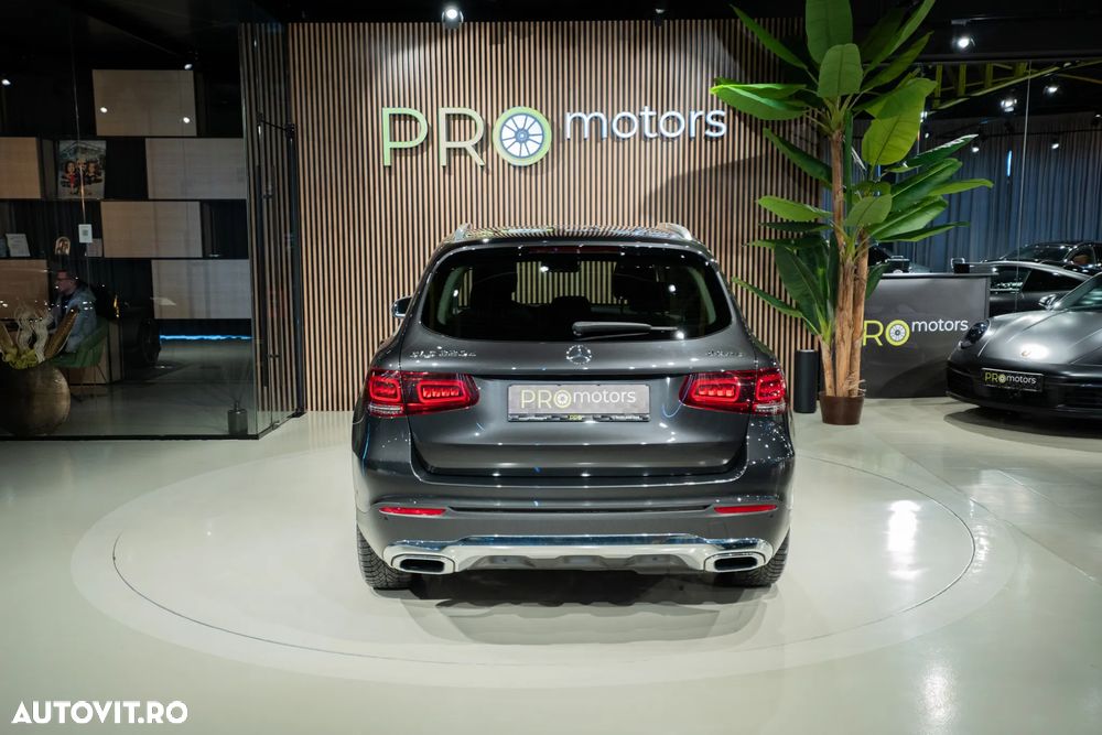 Mercedes-Benz GLC 220 d 4MATIC 9G-TRONIC - 4