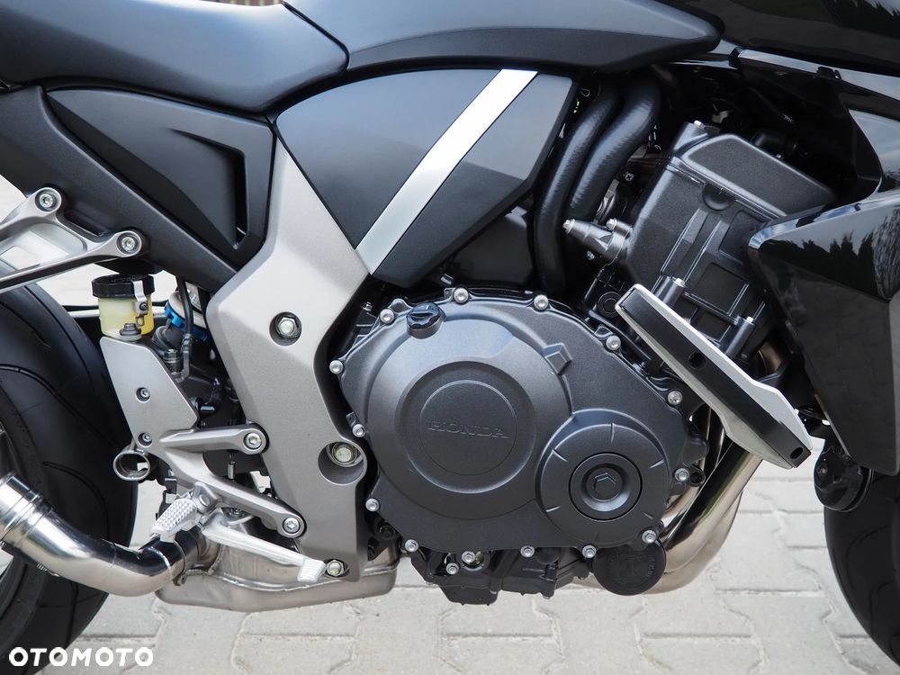 Honda CB - 27