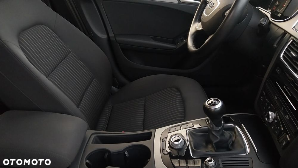 Audi A4 Avant 2.0 TDI DPF S line Sportpaket (plus) - 10