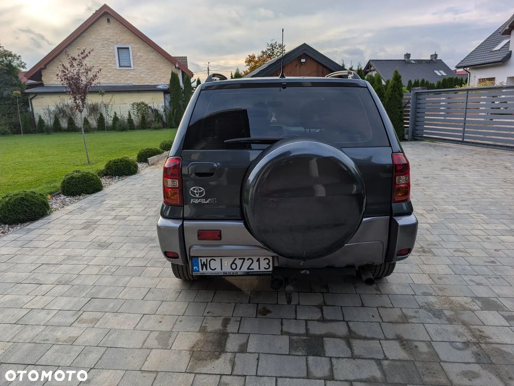Toyota RAV4 - 7