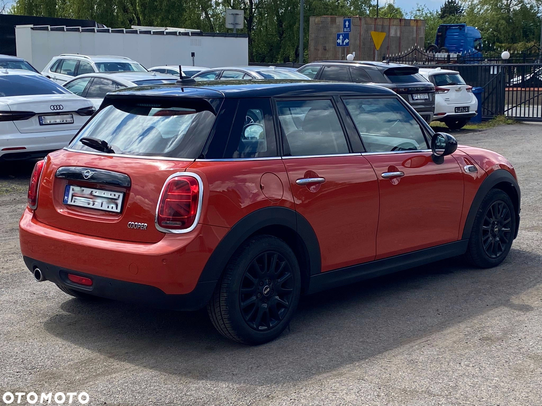 MINI Cooper Standard - 12