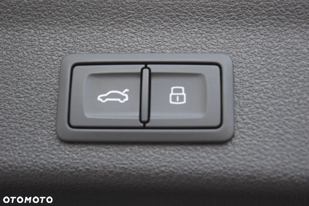 Audi A6 Allroad - 37