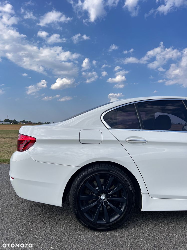 BMW Seria 5 520d - 5