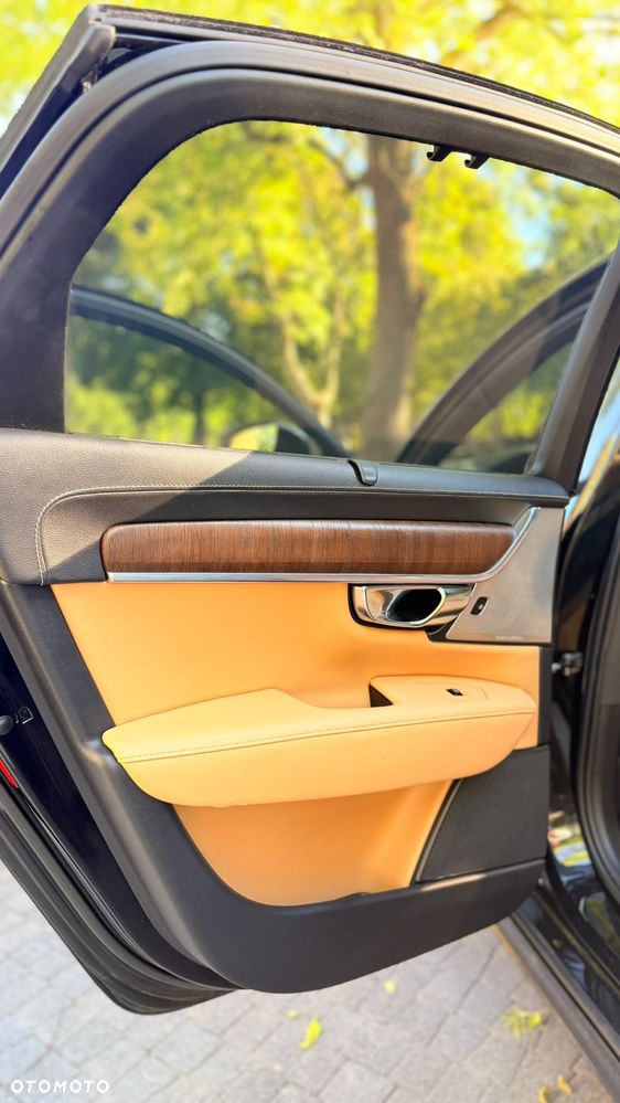 Volvo S90 - 16