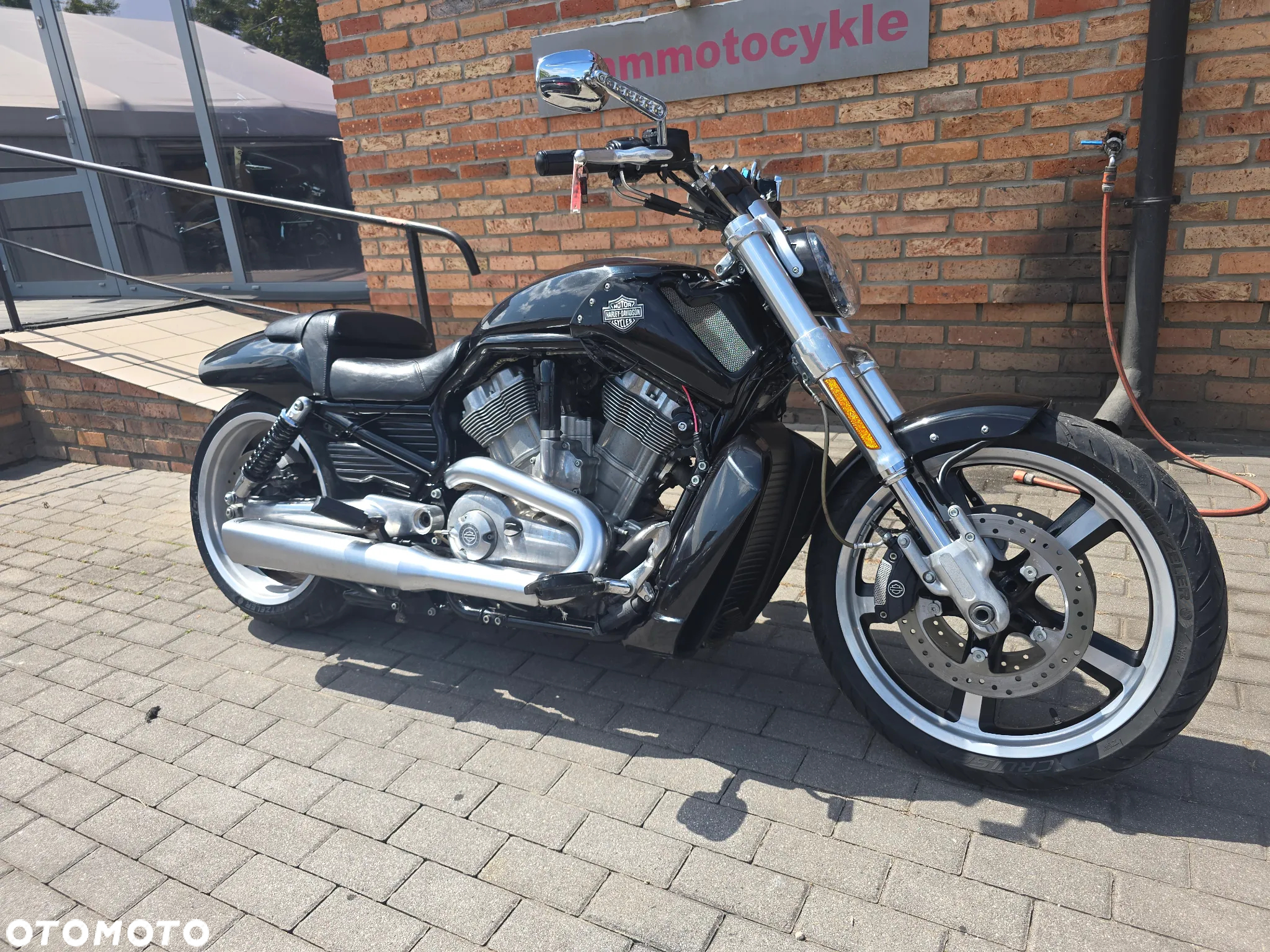 Harley-Davidson V-Rod Muscle - 22