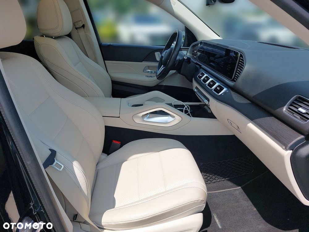 Mercedes-Benz GLE - 19