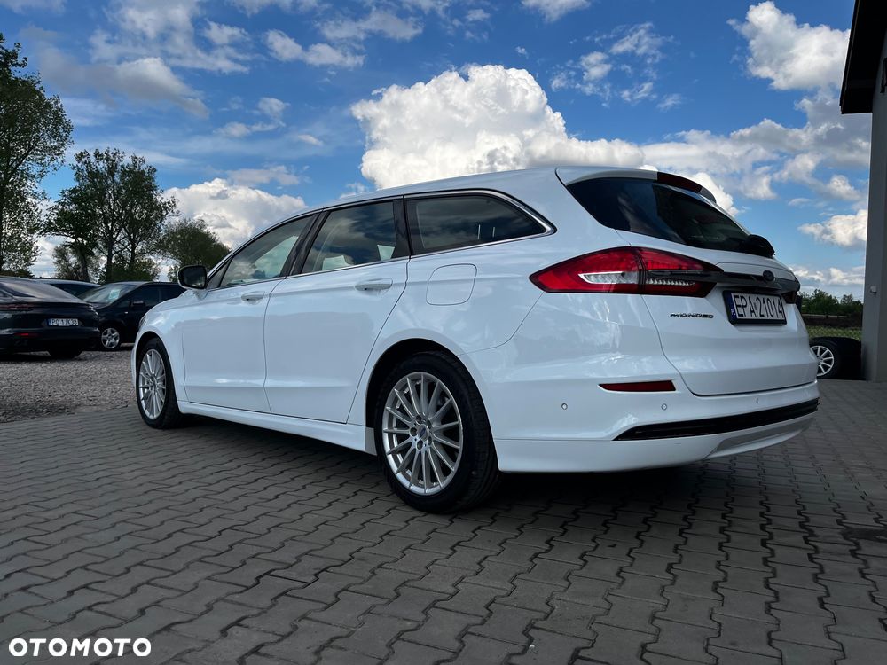 Ford Mondeo - 39