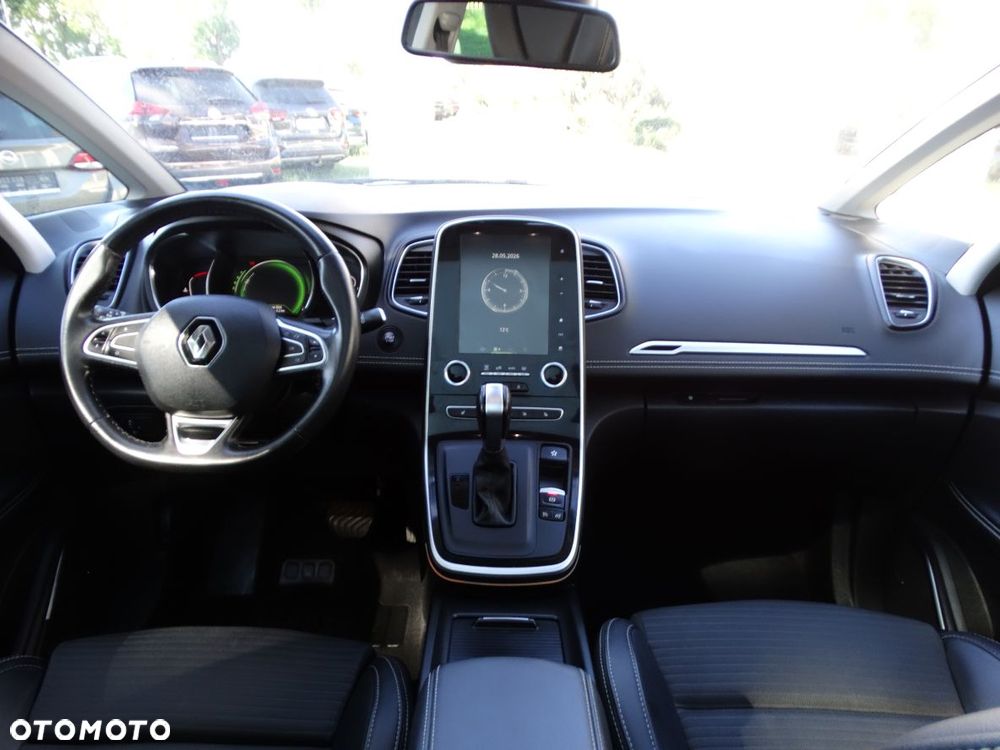 Renault Grand Scenic - 15