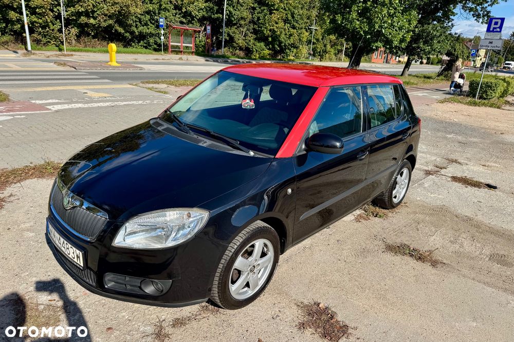 Skoda Fabia 1.2 HTP Cool Colour Edition - 9