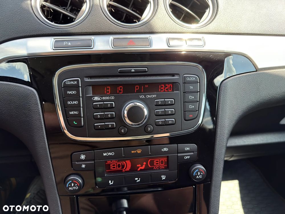 Ford S-Max 2.0 TDCi Titanium - 28