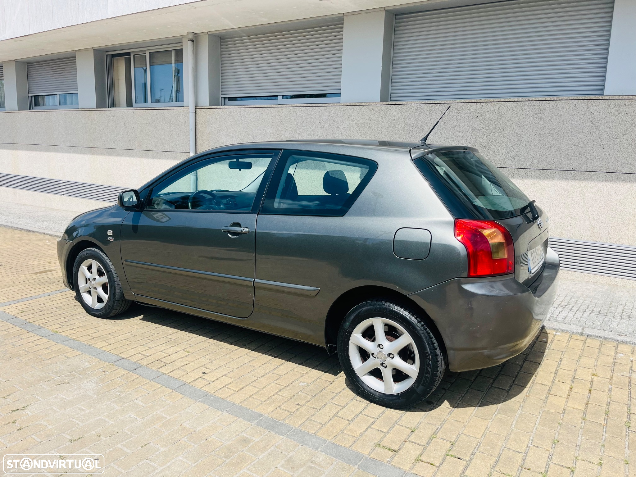 Toyota Corolla 2.0 D4D - 17