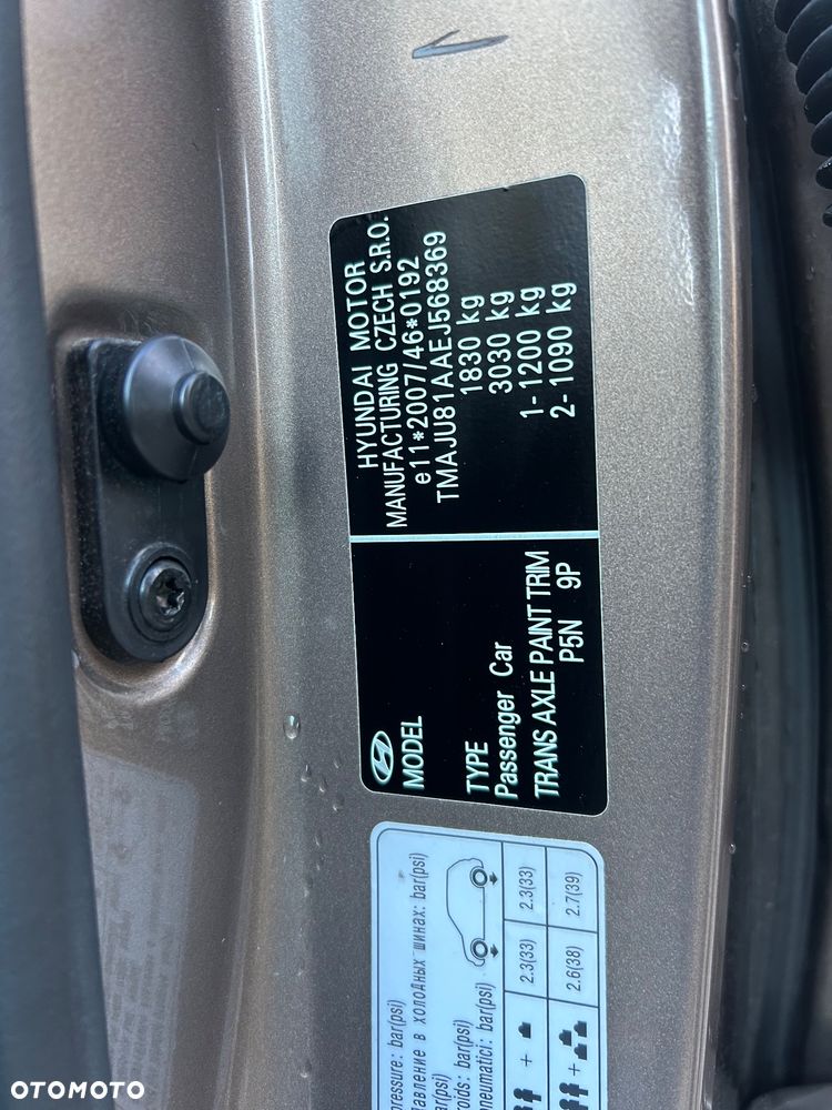 Hyundai ix35 1.6 2WD Fifa World Cup Edition - 38