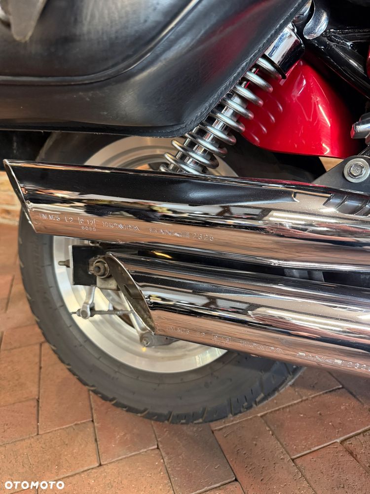 Honda VF - 26