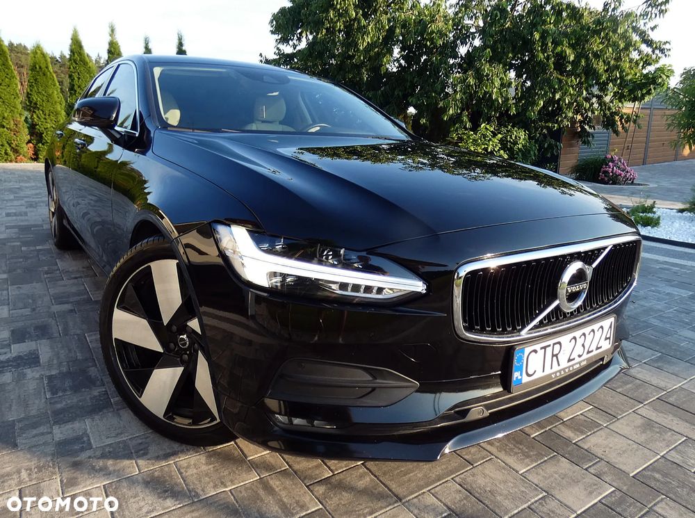 Volvo S90 D4 SCR Momentum Pro - 28