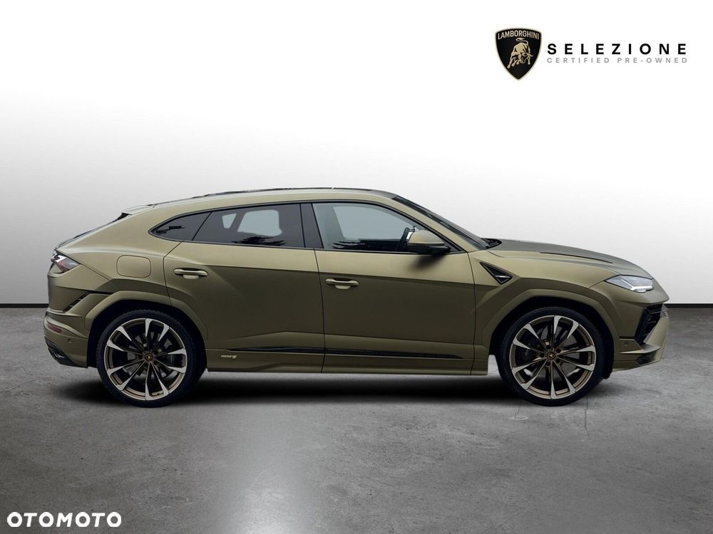 Lamborghini Urus 2023 photo 2