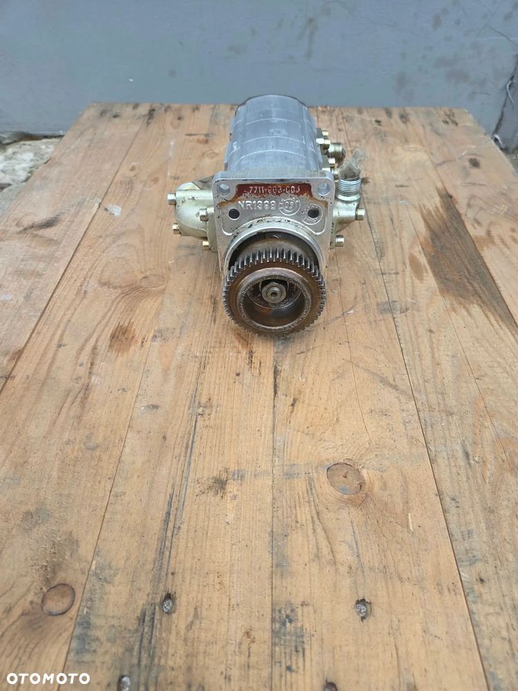 Pompa hydrauliczna Parker Bomag 851 7711-903-00J / BOMAG BMP 851 - 3