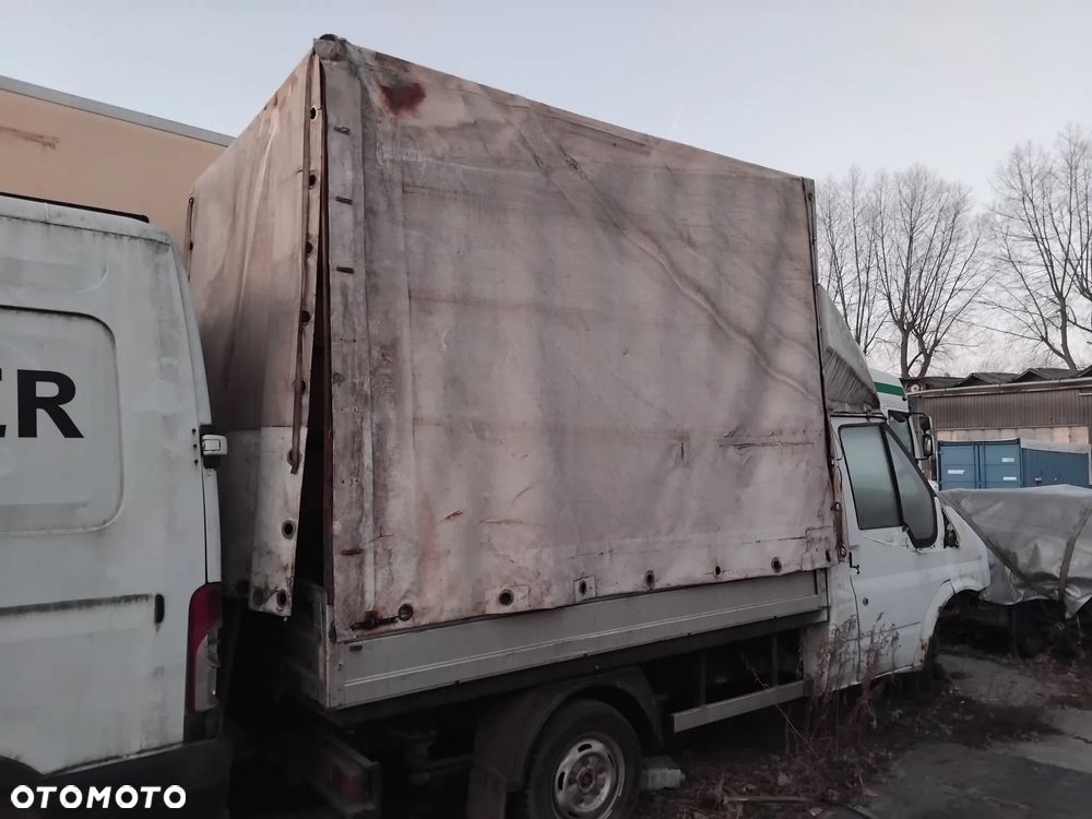 Ford Transit drzwi maska zderzak lampa - 2