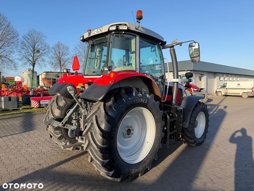 Massey Ferguson 6S.145 Dyna-6 Efficient - 5