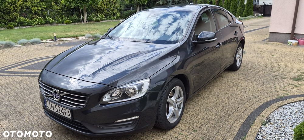 Volvo S60 - 4