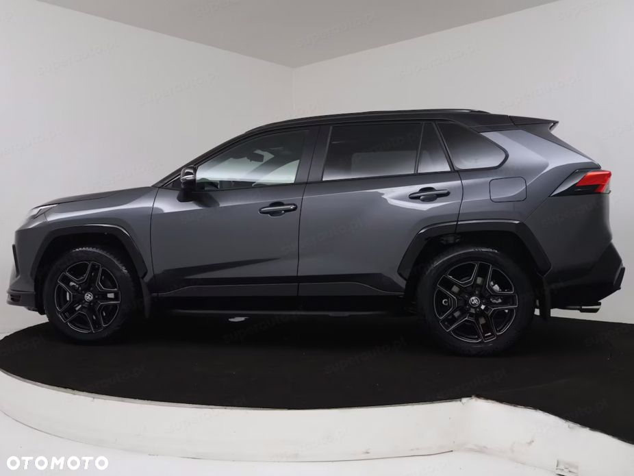 Toyota RAV4 - 4