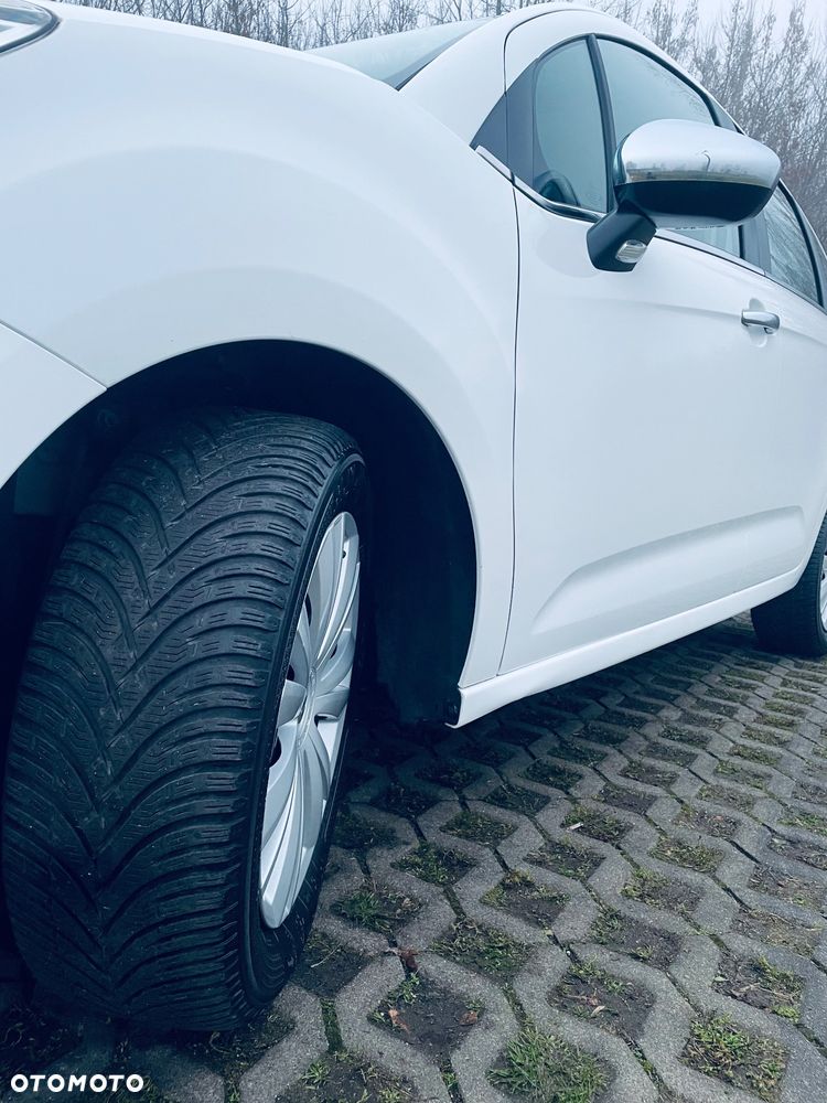 Citroën C3 Pure Tech (VTi) 82 Exclusive - 20