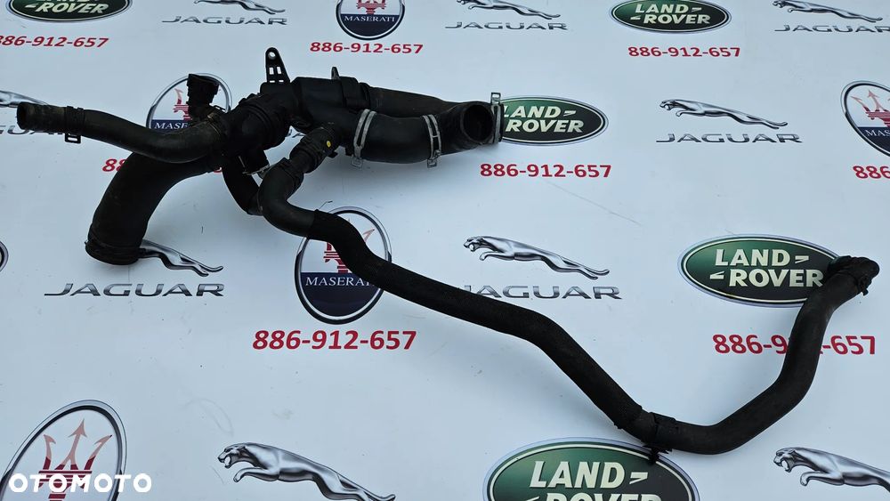 Jaguar XJ 351 2010-2015  3.0 SC 306PS 340 KM 5.0 508PN 385 KM 5.0 SC 510KM 508PS Termostat Króciec termostatu Przewód wody Rurka Obudowa termostatu 8W93-8A587-AG DX23-9A587-AA - 22