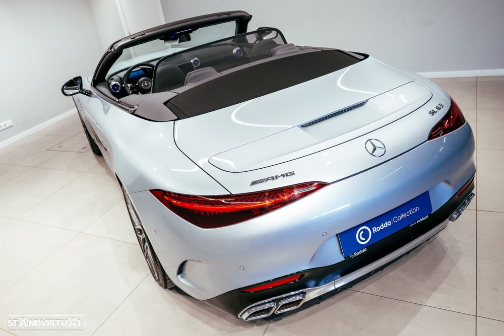 Mercedes-Benz SL 63 AMG 4Matic+ - 23