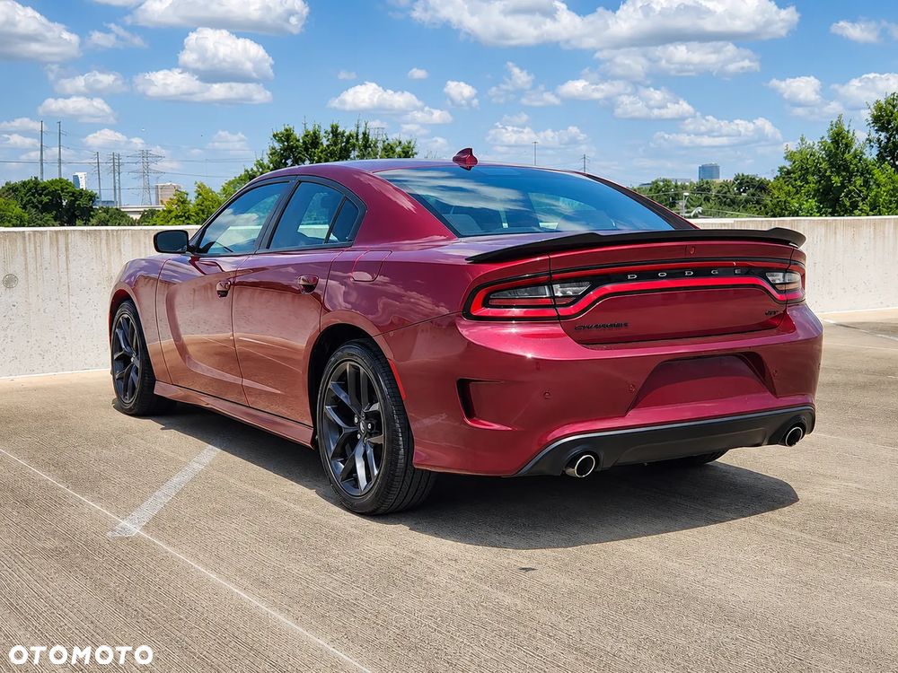 Dodge Charger - 12
